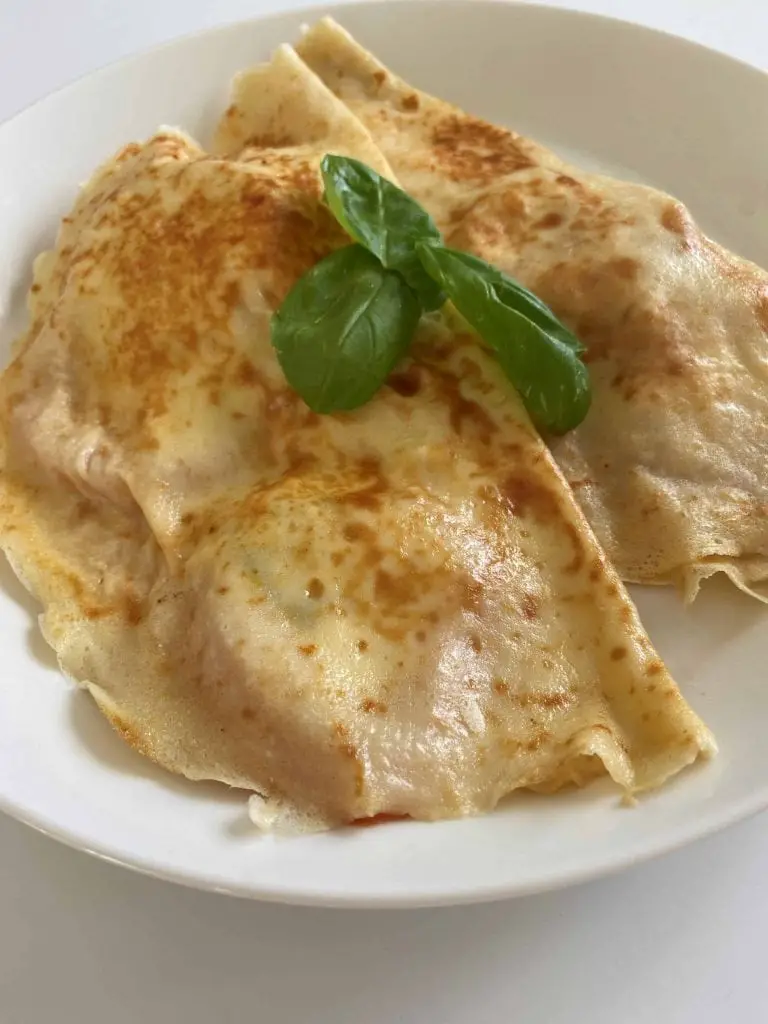 Mozzarella and tomato crepes