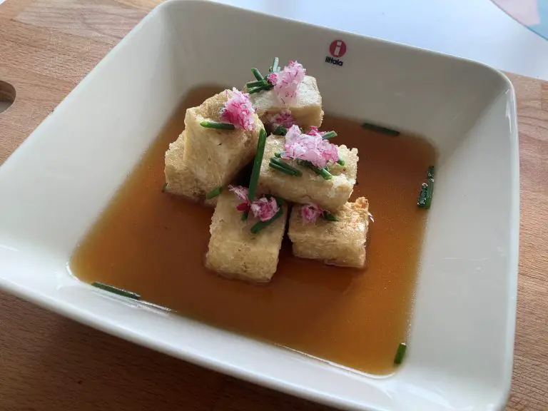 Agedashi tofu