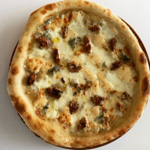 Gorgonzola and walnut pizza 2 gorgonzola and walnut pizza